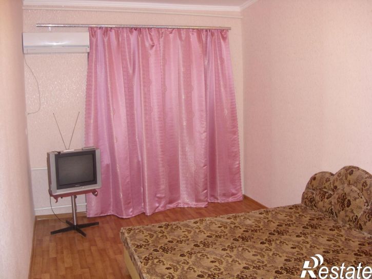 2-комн квартира г.феодосия, ул.Федько , 32