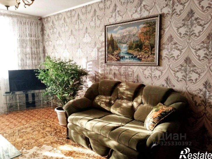 3-комн квартира ул Челнокова, 90,  д. 90