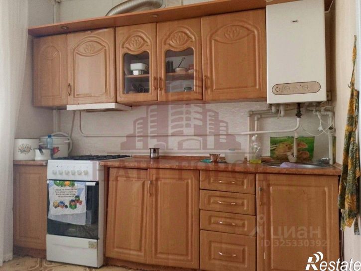 3-комн квартира ул Челнокова, 90,  д. 90