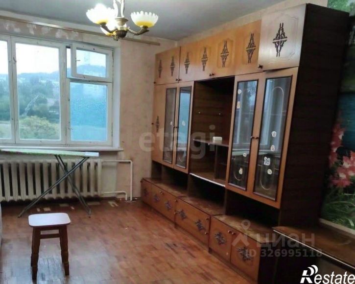 2-комн квартира улица Гарнаева, 63Г,  д. 63Г