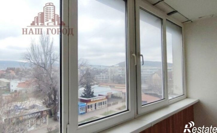3-комн квартира б-р Старшинова, 8А,  д. 8А