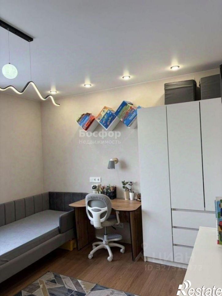 2-комн квартира Симферопольское шоссе, 52,  д. 52