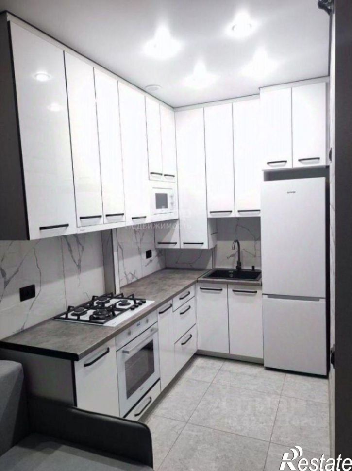 1-комн квартира Симферопольское шоссе, 52,  д. 52