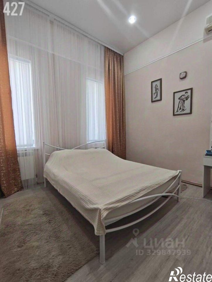 3-комн квартира ул Айвазовского, 10,  д. 10
