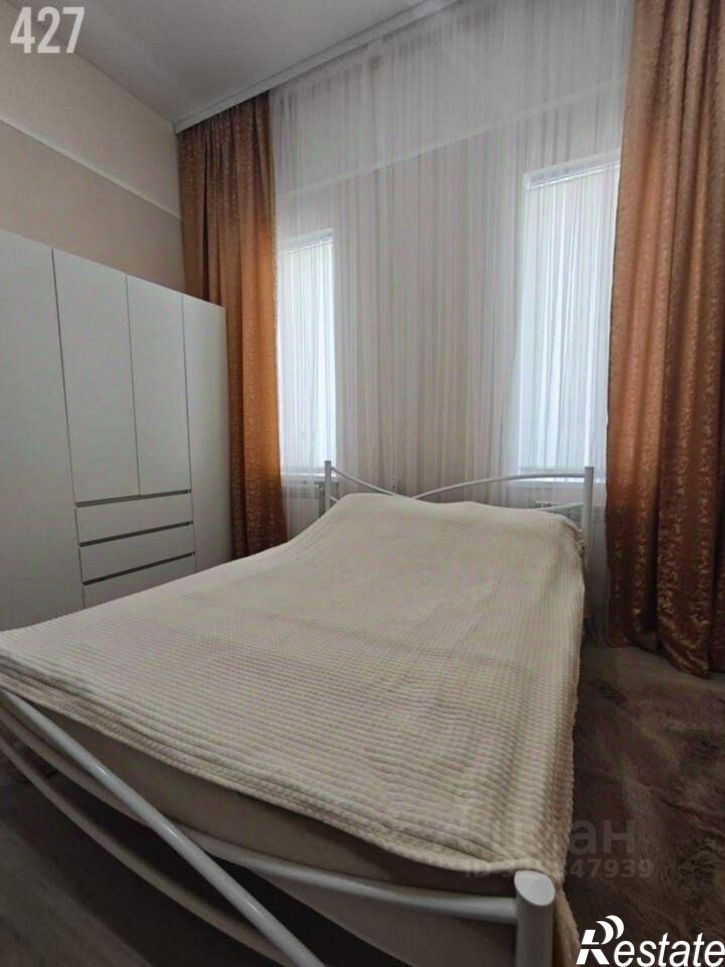 3-комн квартира ул Айвазовского, 10,  д. 10
