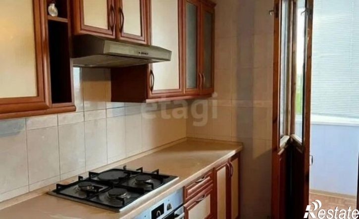 3-комн квартира Строительная улица, 11,  д. 11