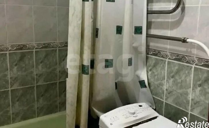 3-комн квартира Строительная улица, 11,  д. 11