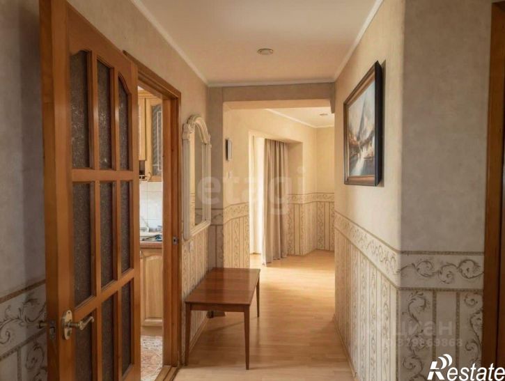 3-комн квартира улица Гарнаева, 63З,  д. 63З