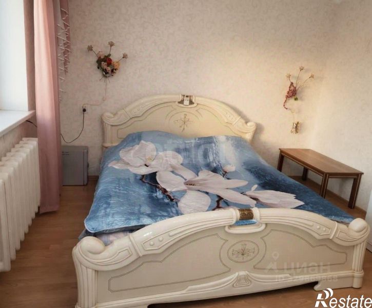 3-комн квартира улица Гарнаева, 63З,  д. 63З