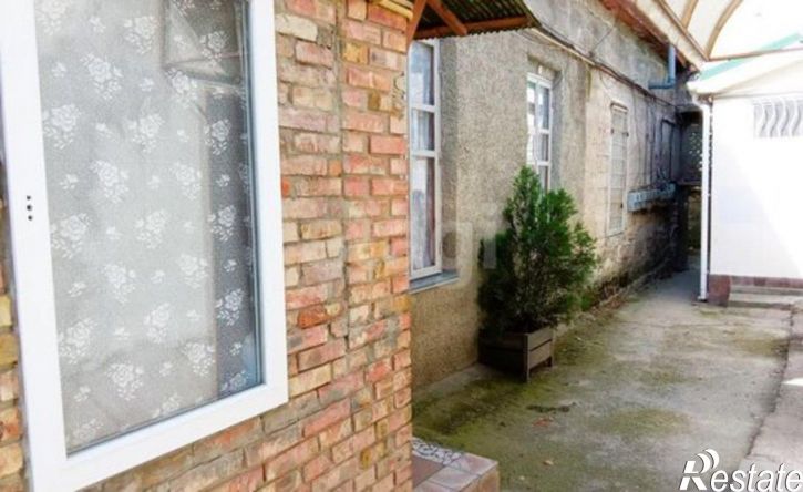 3-комн квартира улица Десантников, 7Б,  д. 7Б
