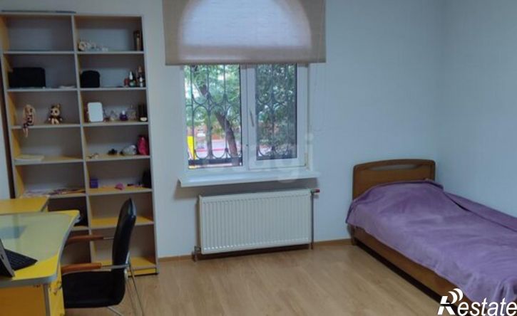 3-комн квартира ул В.Коробкова, 14,  д. 14