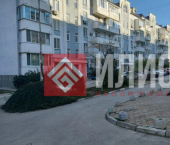 2-комн, 44кв м, этаж 1/6 Адмиральский б-р, 7Д