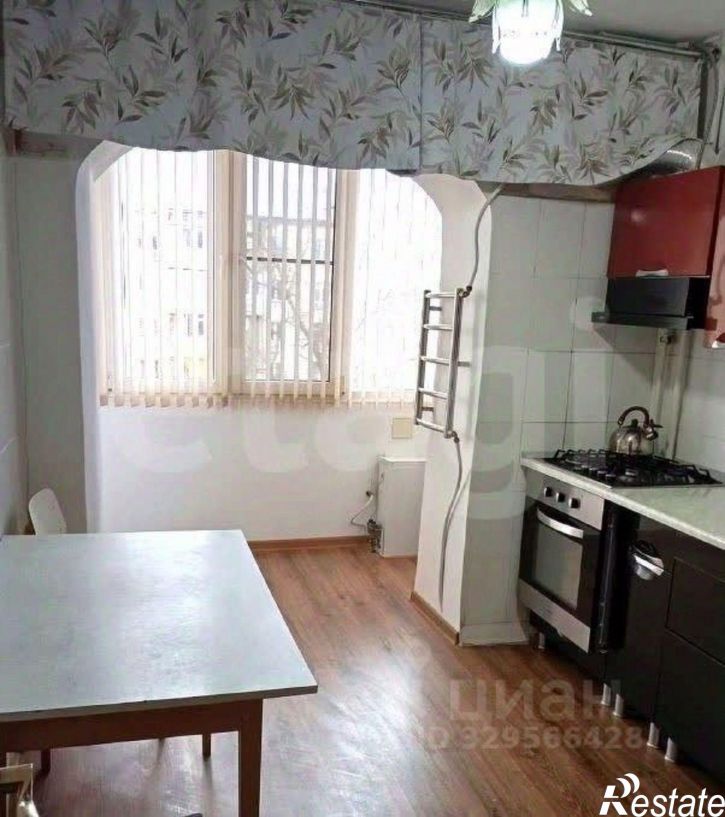 2-комн квартира улица Чкалова, 181,  д. 181