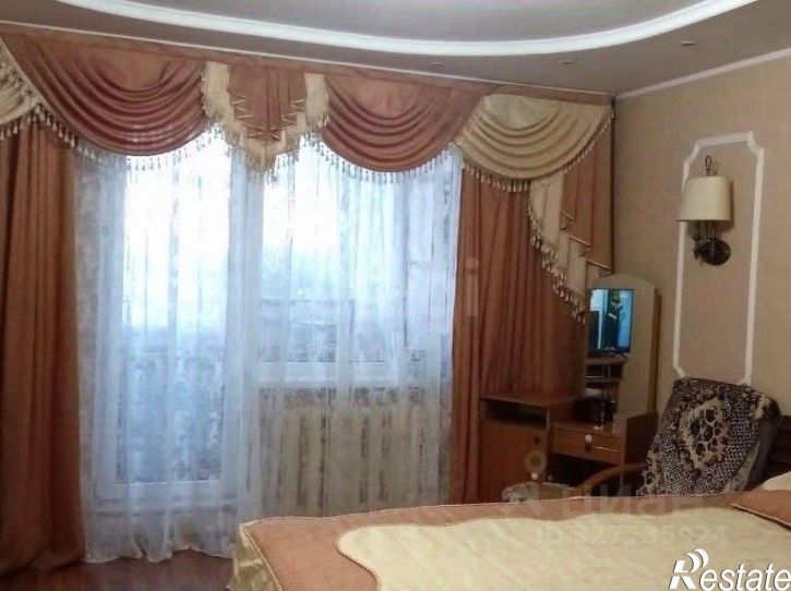 3-комн квартира улица Володарского, 15А,  д. 15А