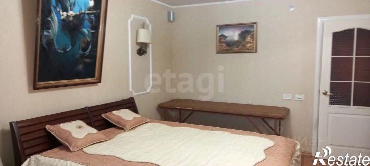 3-комн квартира улица Володарского, 15А,  д. 15А
