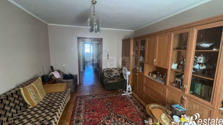 2-комн квартира улица Челнокова, 98,  д. 98