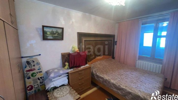 2-комн квартира улица Челнокова, 98,  д. 98