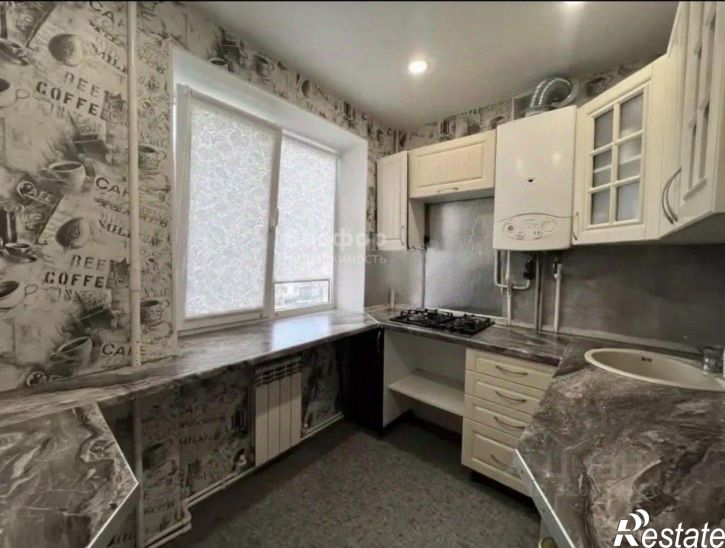 3-комн квартира Керченское шоссе, 20,  д. 20