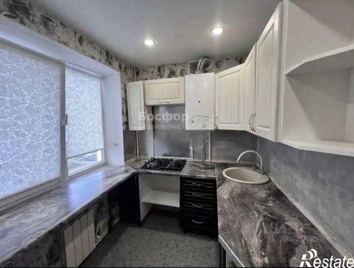 3-комн квартира Керченское шоссе, 20,  д. 20