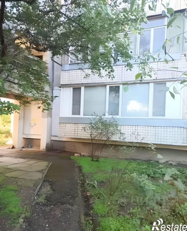 2-комн квартира Строительная улица, 1,  д. 1