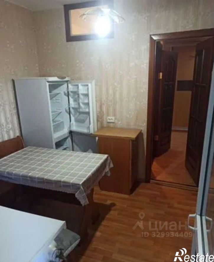 2-комн квартира Строительная улица, 1,  д. 1