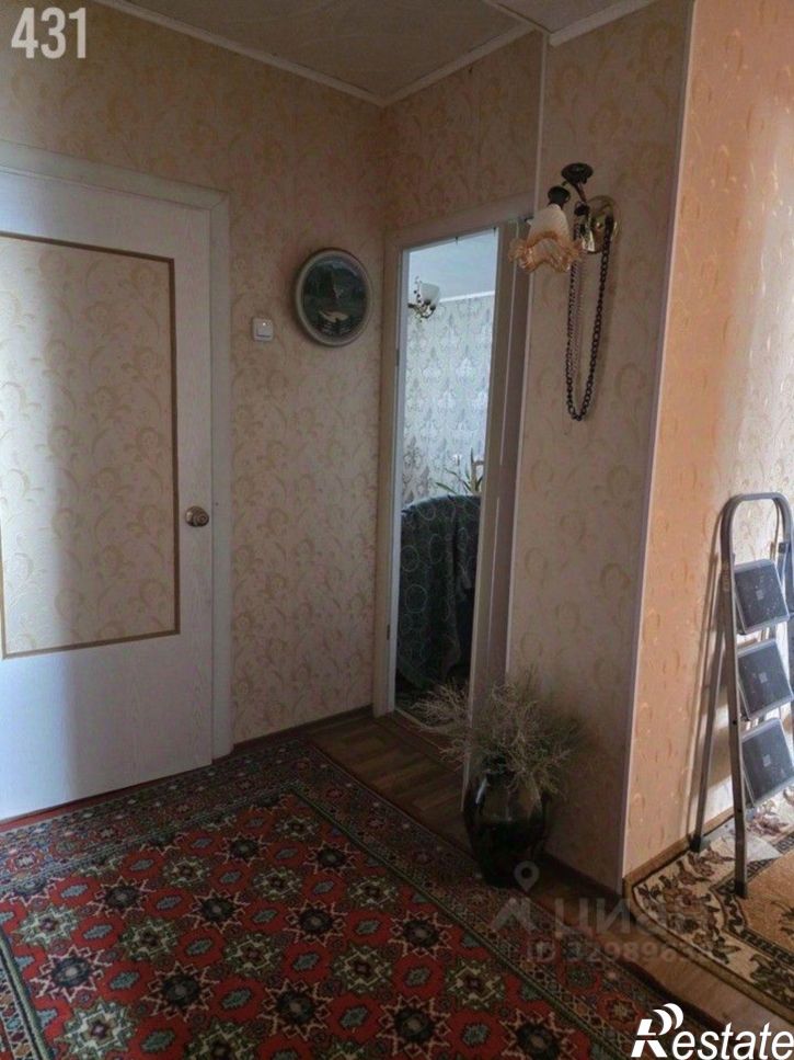 3-комн квартира улица Челнокова, 98,  д. 98