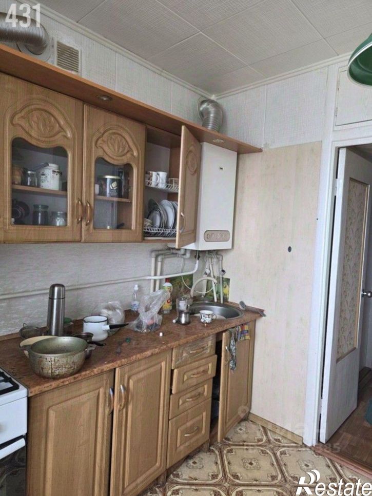 3-комн квартира улица Челнокова, 98,  д. 98