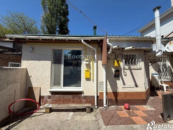 4-комн квартира улица Десантников, 7Б,  д. 7Б