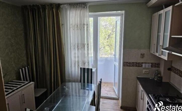 3-комн квартира улица Челнокова, 74,  д. 74