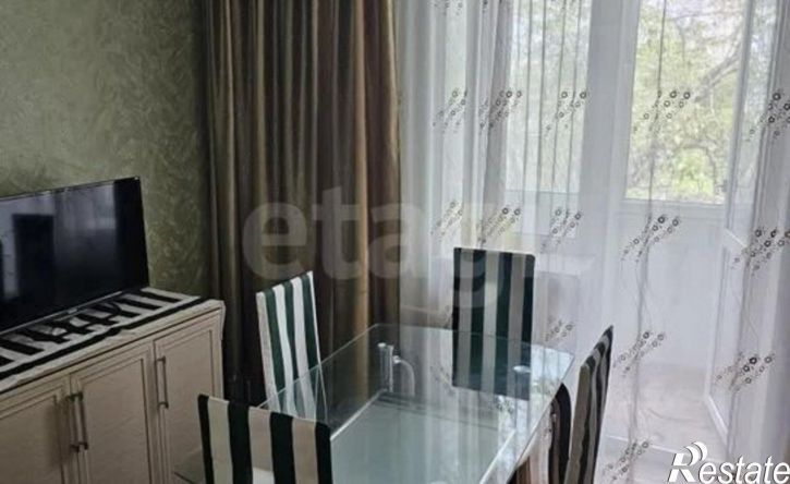 3-комн квартира улица Челнокова, 74,  д. 74