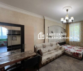 3-комн, 60кв м, этаж 1/2 Украинская улица, 23