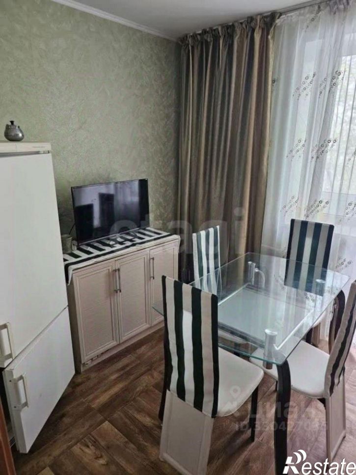 3-комн квартира улица Челнокова, 74,  д. 74