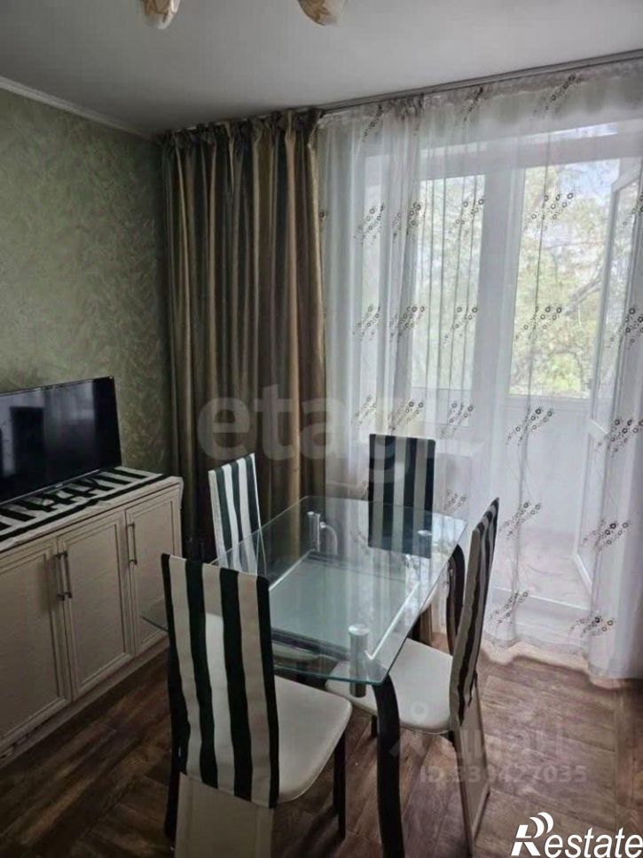 3-комн квартира улица Челнокова, 74,  д. 74