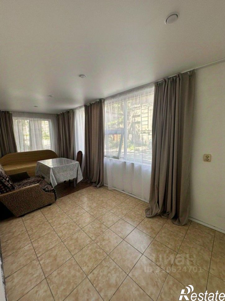 2-комн квартира ул 8 Марта, 12,  д. 12
