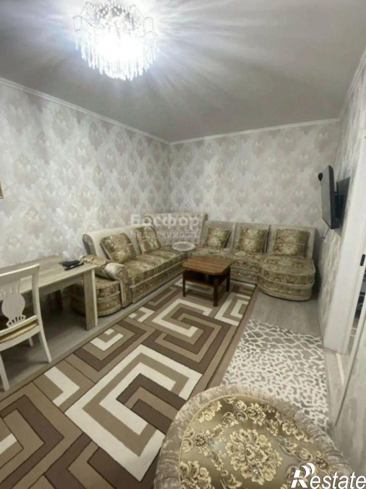 4-комн квартира ул Челнокова, 102,  д. 102