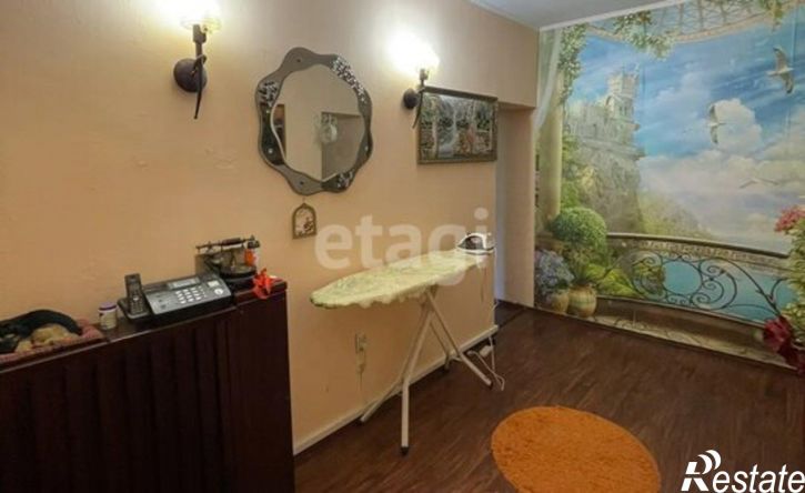4-комн квартира Симферопольское шоссе, 61,  д. 61