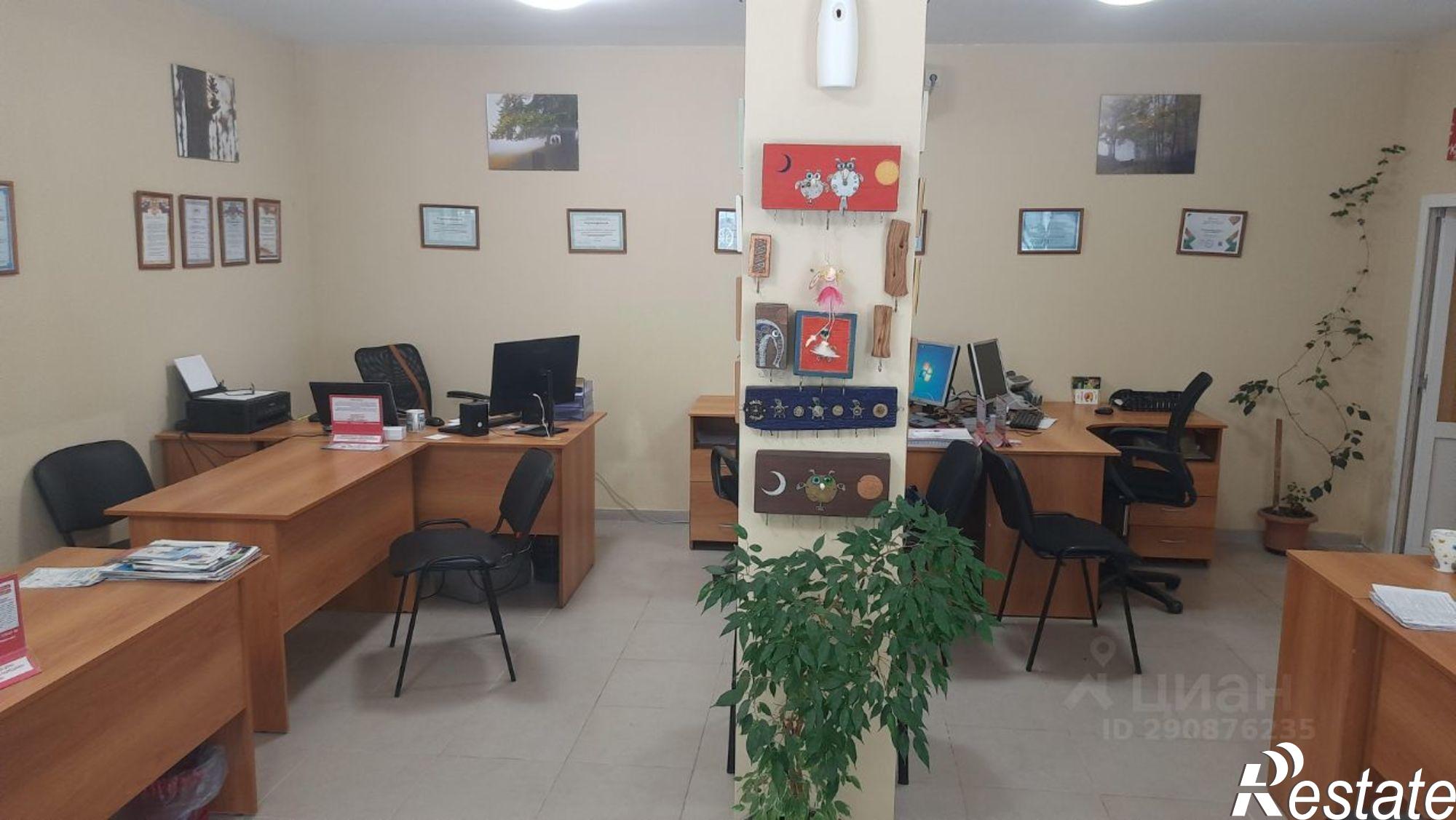 Сдать офис, помещение под офис за 9 000 рублей на ул Десантников, 16