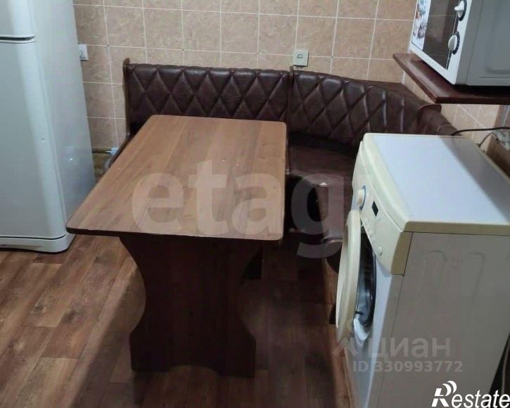 2-комн квартира улица Гарнаева, 63Г,  д. 63Г
