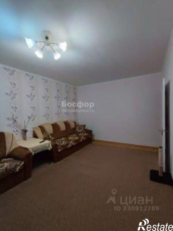 3-комн квартира ул Авиационная, 1,  д. 1