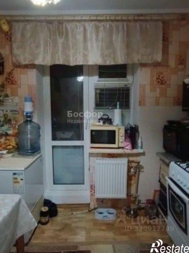 3-комн квартира ул Авиационная, 1,  д. 1