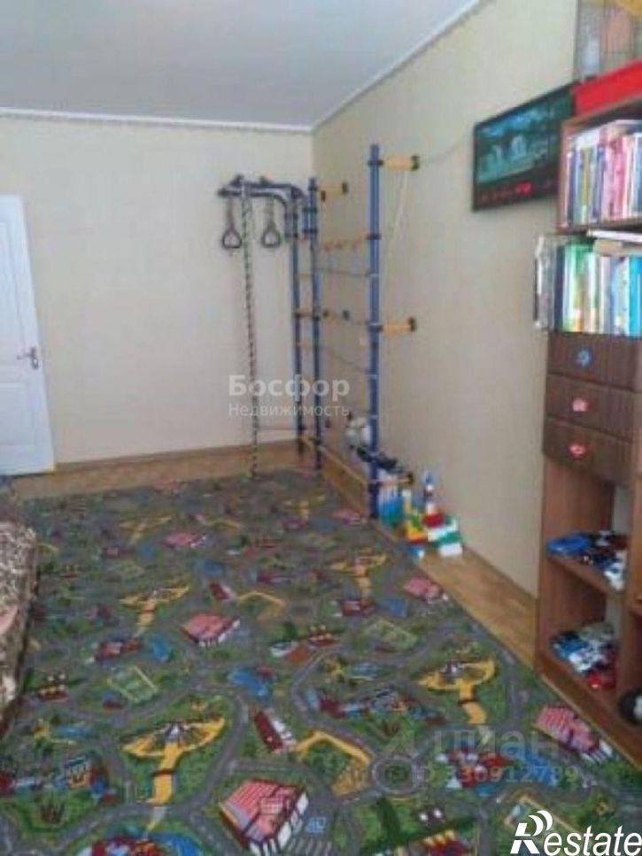 3-комн квартира ул Авиационная, 1,  д. 1