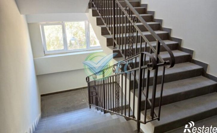 3-комн квартира ул Гарнаева, 63К,  д. 63К