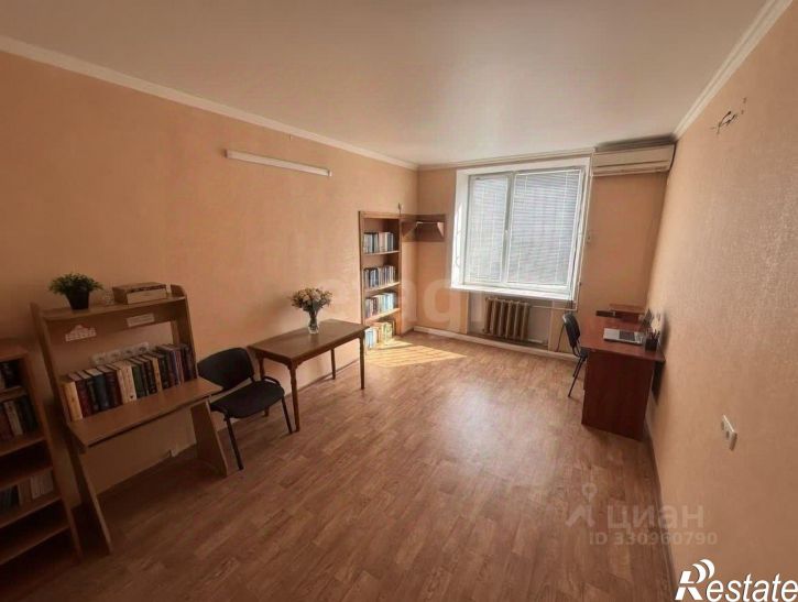 4-комн квартира ул Победы, 10,  д. 10