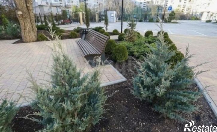 3-комн квартира ул Гарнаева, 63Л,  д. 63Л