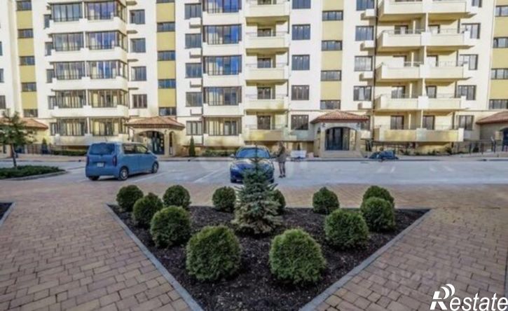 3-комн квартира ул Гарнаева, 63Л,  д. 63Л