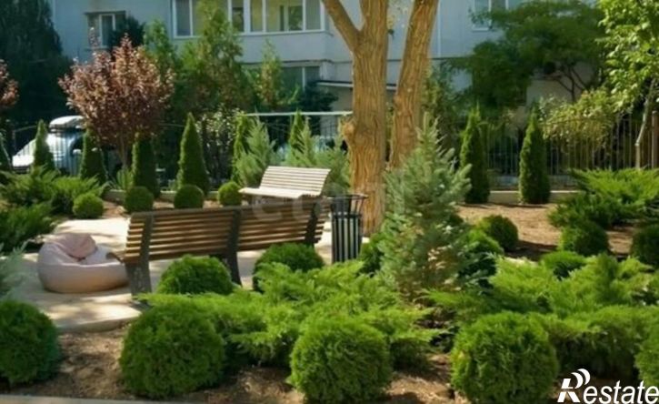 3-комн квартира ул Гарнаева, 63Л,  д. 63Л