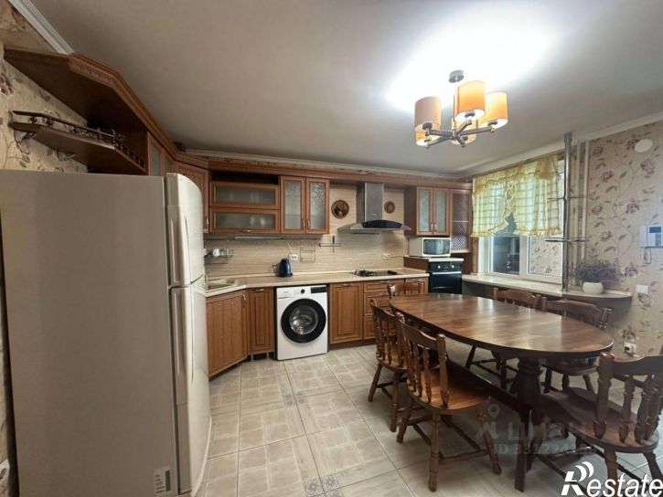 3-комн квартира улица Володарского, 15А,  д. 15А
