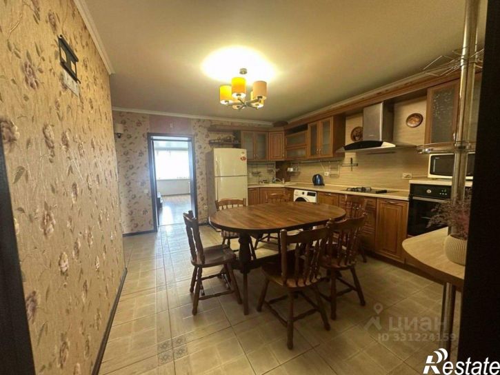 3-комн квартира улица Володарского, 15А,  д. 15А
