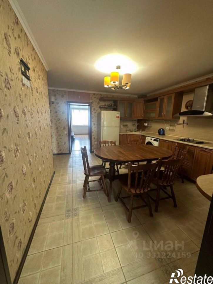 3-комн квартира улица Володарского, 15А,  д. 15А