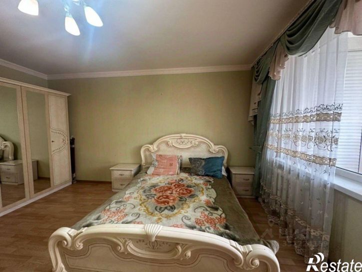 3-комн квартира улица Володарского, 15А,  д. 15А